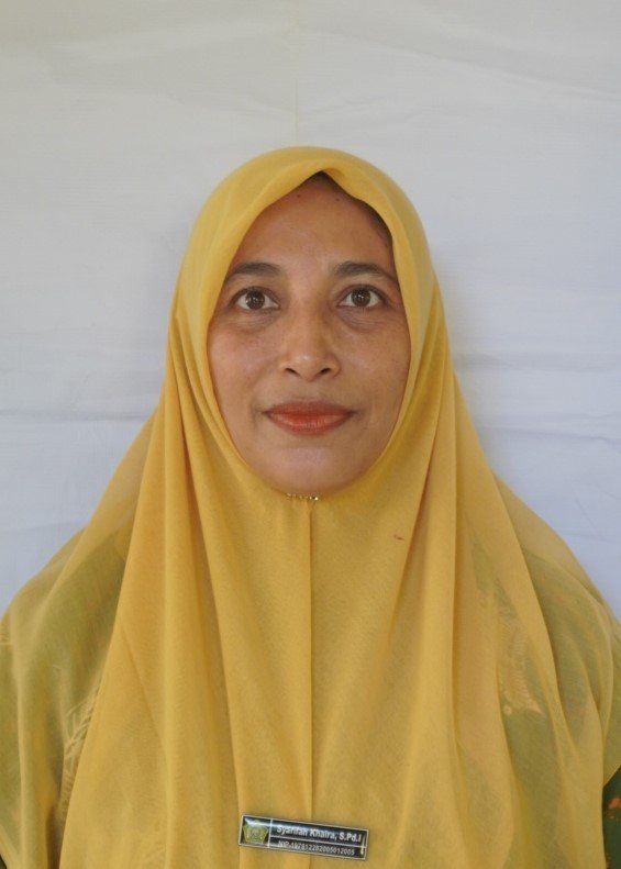 Syarifah Khaira, S.Pd.I (1)